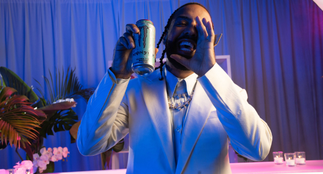 Maximize Focus, Zero Sugar! Monster Zero Ultra - 15 Cans of Low-Calorie Energy with B-Vitamins.