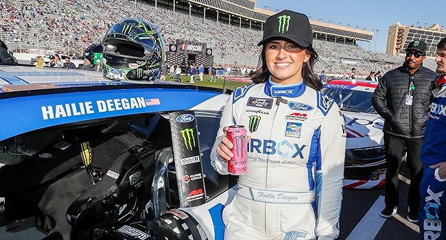 Maximize Focus, Zero Sugar! Monster Zero Ultra - 15 Cans of Low-Calorie Energy with B-Vitamins.